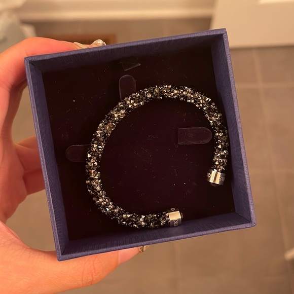 Authentic Swarovski Crystal crush bracelet - Picture 1 of 5